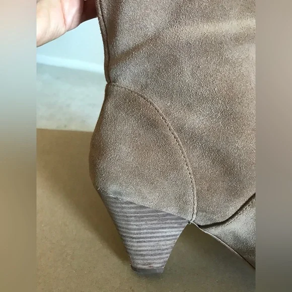 Antonio Melanie Sapphira Beige Suede Slouch Knee High Tall Boot W9 - Picture 14 of 16